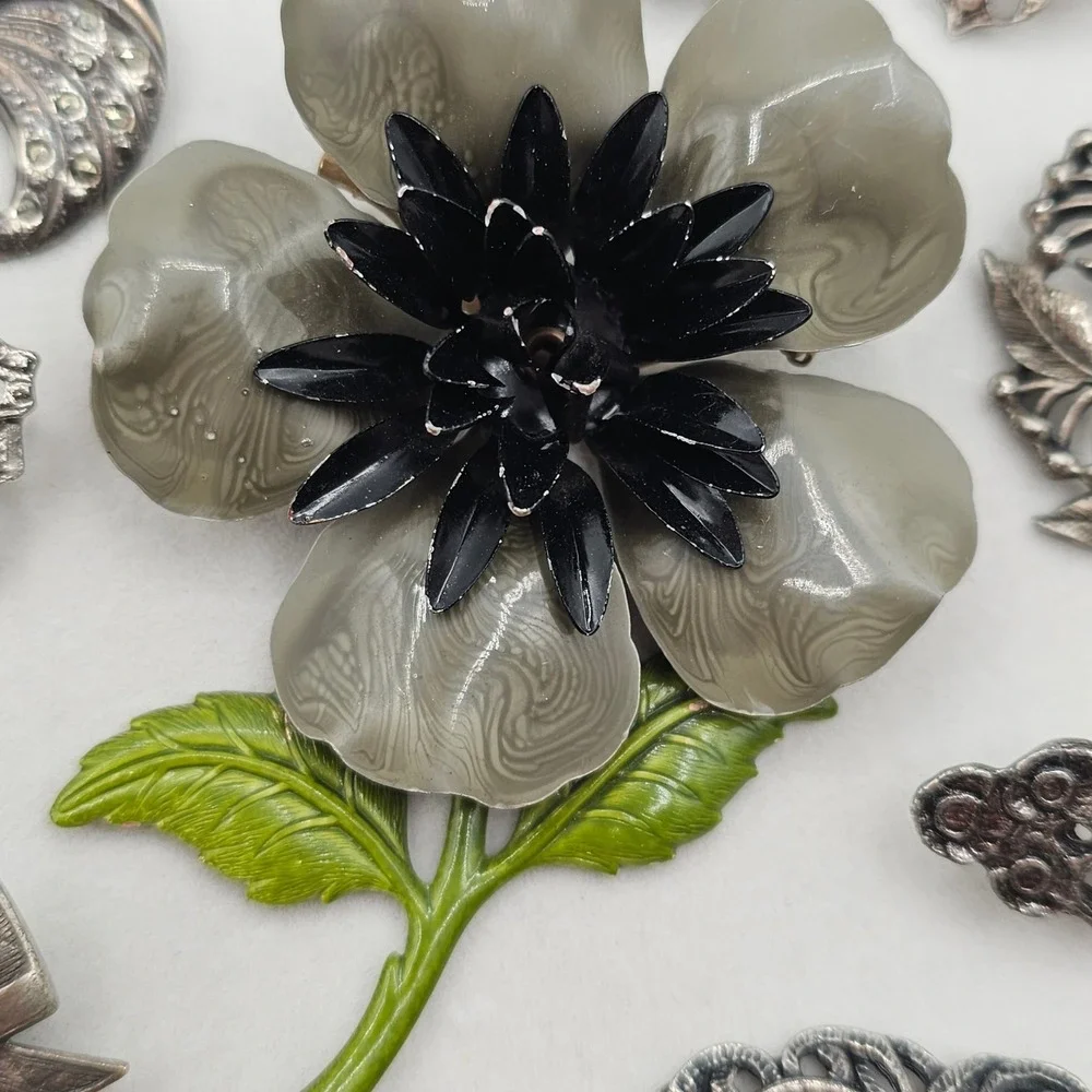 Brooch Lot Silver Toned Floral Bow 9pc Pin Vtg Enamel Rhinestone Cabochons Black
